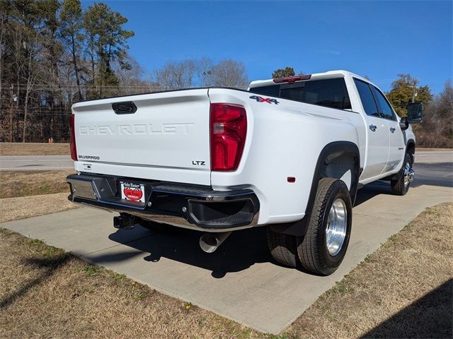 2025 Chevrolet Silverado 3500HD LTZ