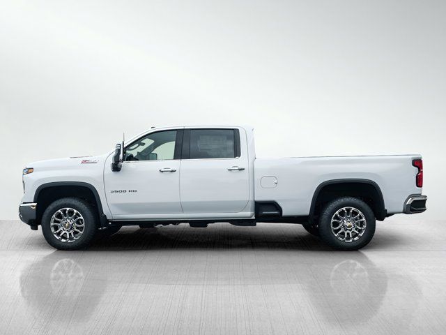 2025 Chevrolet Silverado 3500HD LTZ