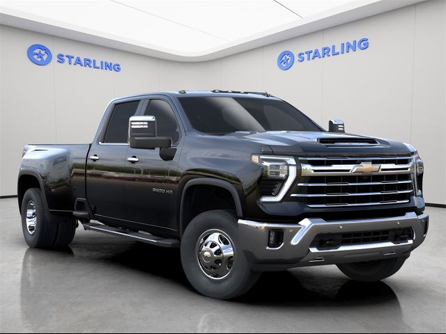 2025 Chevrolet Silverado 3500HD LTZ