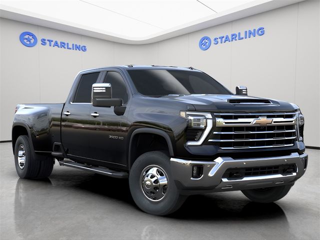 2025 Chevrolet Silverado 3500HD LTZ