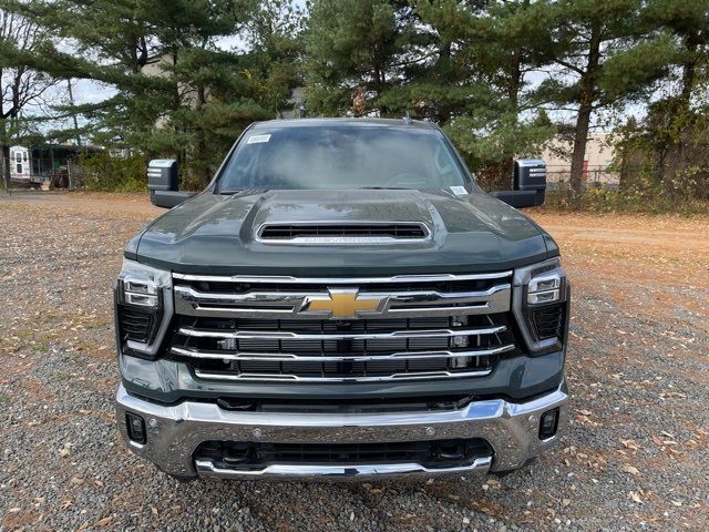 2025 Chevrolet Silverado 3500HD LTZ