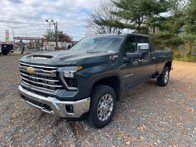 2025 Chevrolet Silverado 3500HD LTZ