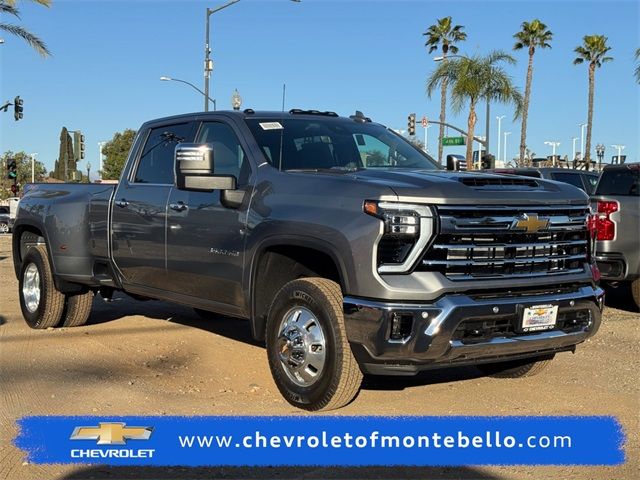 2025 Chevrolet Silverado 3500HD LTZ