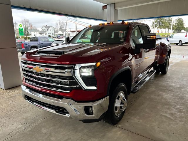 2025 Chevrolet Silverado 3500HD LTZ