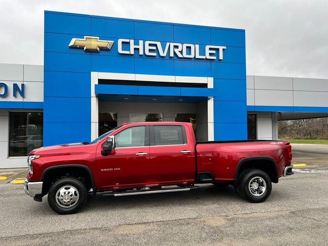 2025 Chevrolet Silverado 3500HD LTZ