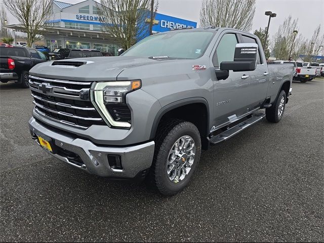 2025 Chevrolet Silverado 3500HD LTZ