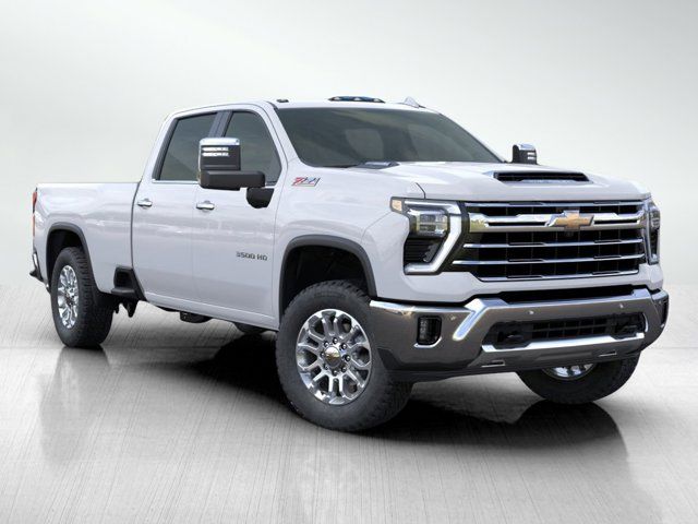 2025 Chevrolet Silverado 3500HD LTZ