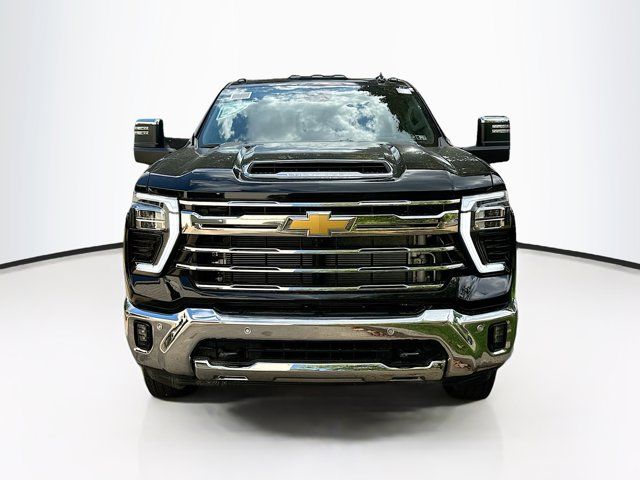 2025 Chevrolet Silverado 3500HD LTZ