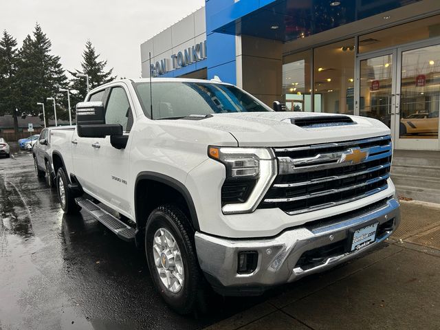 2025 Chevrolet Silverado 3500HD LTZ