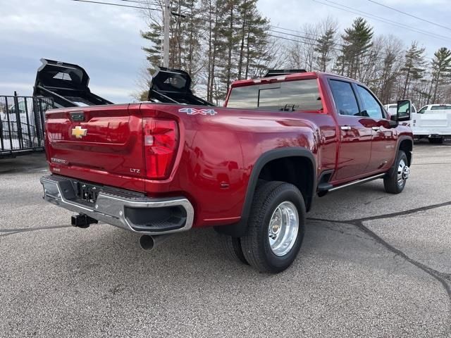 2025 Chevrolet Silverado 3500HD LTZ