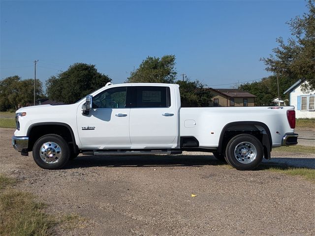 2025 Chevrolet Silverado 3500HD LTZ