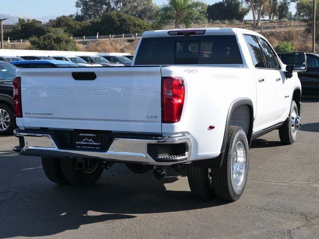 2025 Chevrolet Silverado 3500HD LTZ