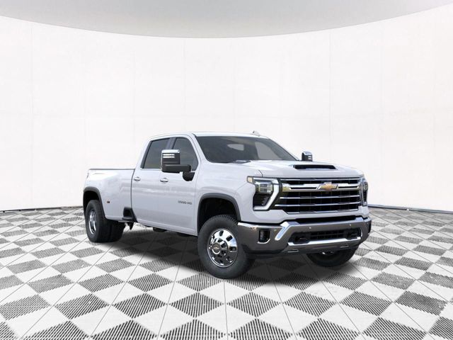 2025 Chevrolet Silverado 3500HD LTZ