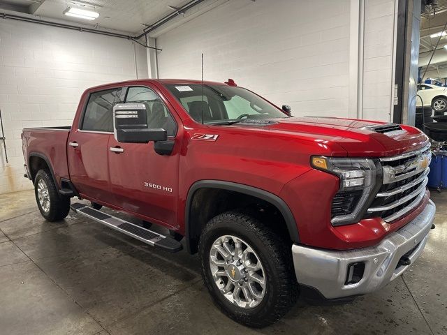 2025 Chevrolet Silverado 3500HD LTZ