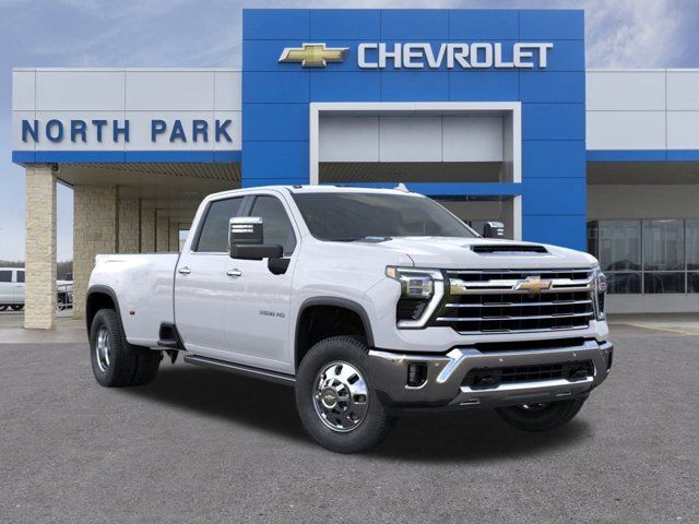 2025 Chevrolet Silverado 3500HD LTZ