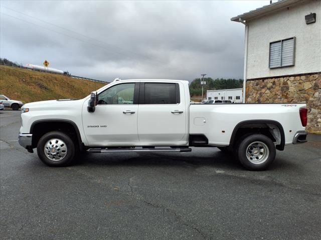 2025 Chevrolet Silverado 3500HD LTZ