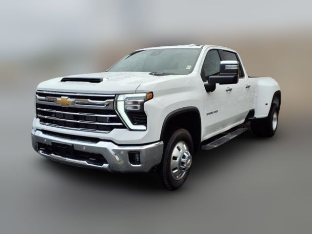 2025 Chevrolet Silverado 3500HD LTZ