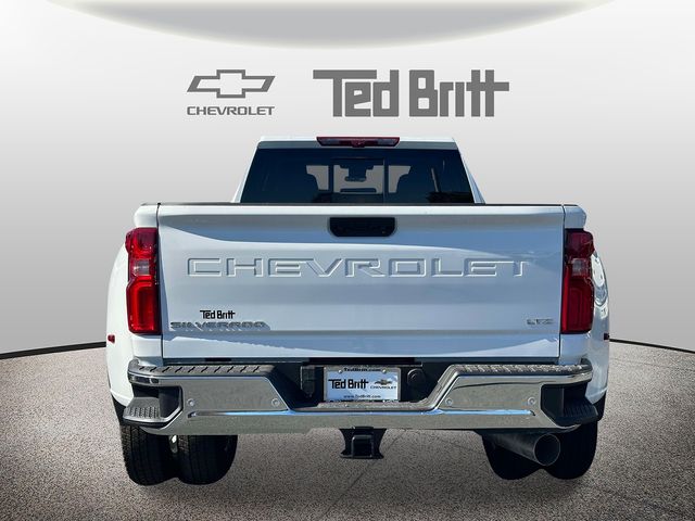 2025 Chevrolet Silverado 3500HD LTZ