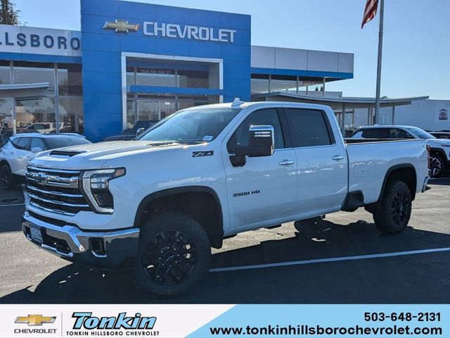 2025 Chevrolet Silverado 3500HD LTZ