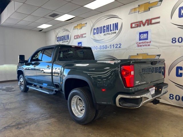 2025 Chevrolet Silverado 3500HD LTZ