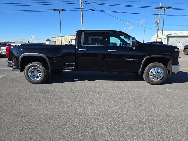 2025 Chevrolet Silverado 3500HD LTZ