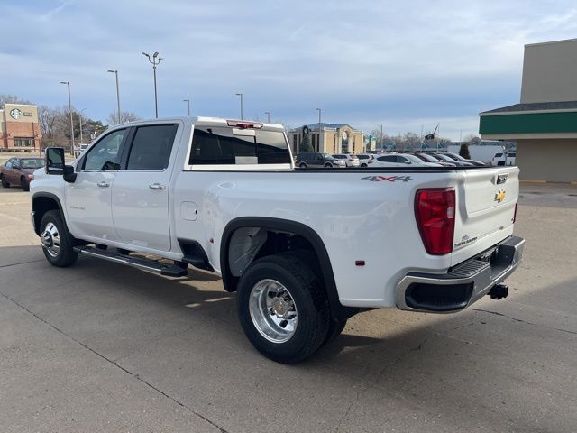 2025 Chevrolet Silverado 3500HD LTZ