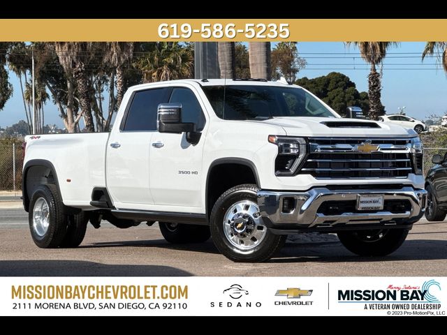 2025 Chevrolet Silverado 3500HD LTZ