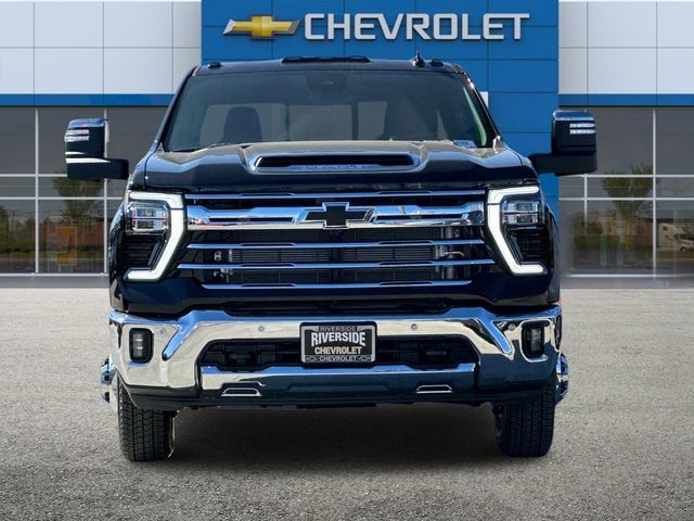 2025 Chevrolet Silverado 3500HD LTZ