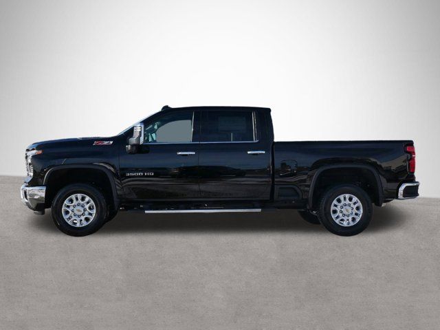 2025 Chevrolet Silverado 3500HD LTZ