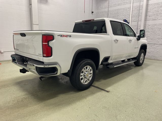 2025 Chevrolet Silverado 3500HD LTZ