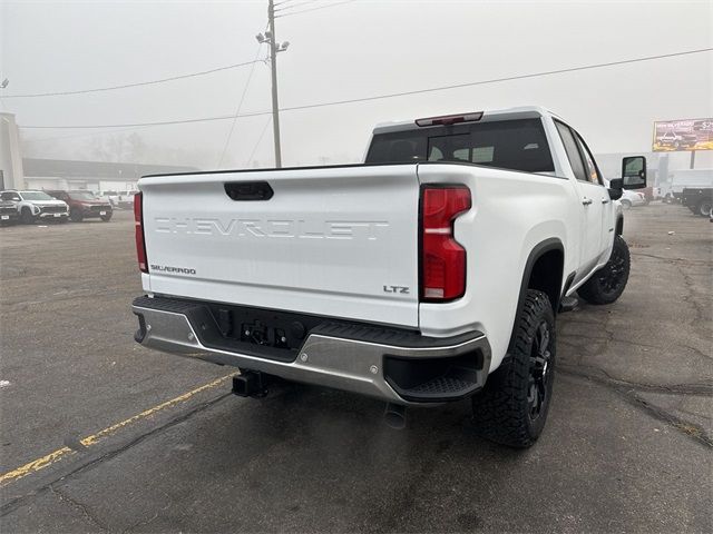 2025 Chevrolet Silverado 3500HD LTZ