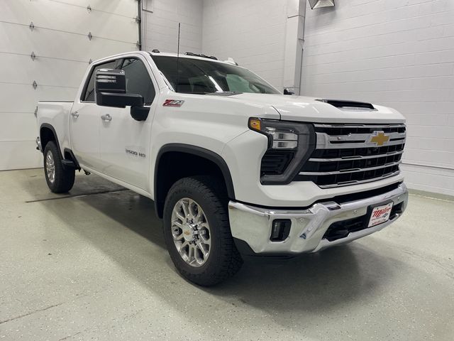 2025 Chevrolet Silverado 3500HD LTZ