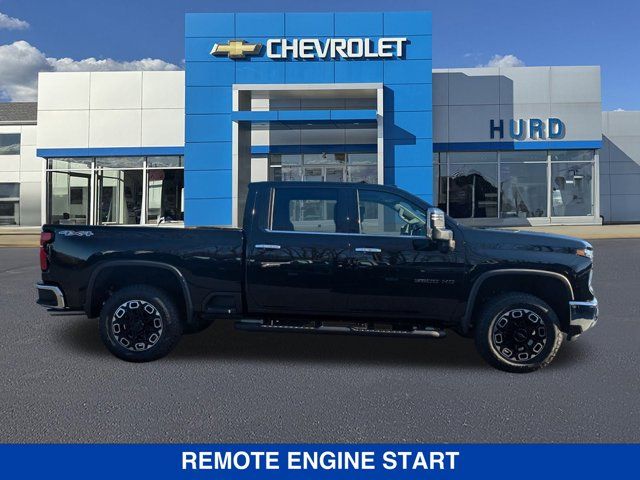 2025 Chevrolet Silverado 3500HD LTZ