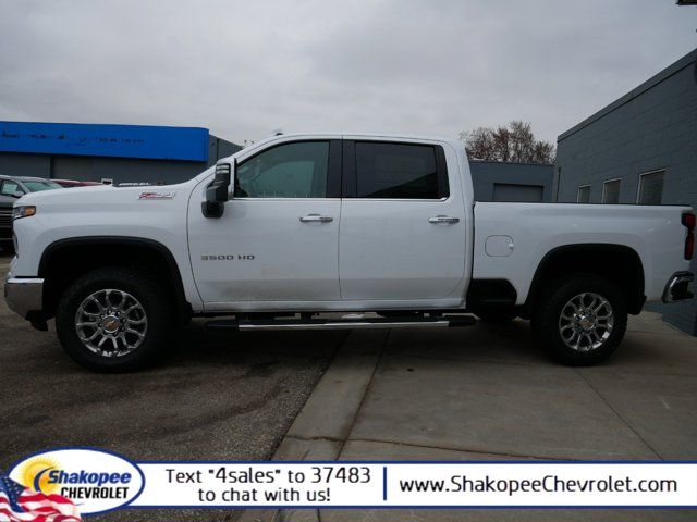 2025 Chevrolet Silverado 3500HD LTZ