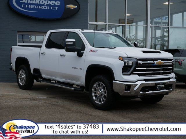 2025 Chevrolet Silverado 3500HD LTZ