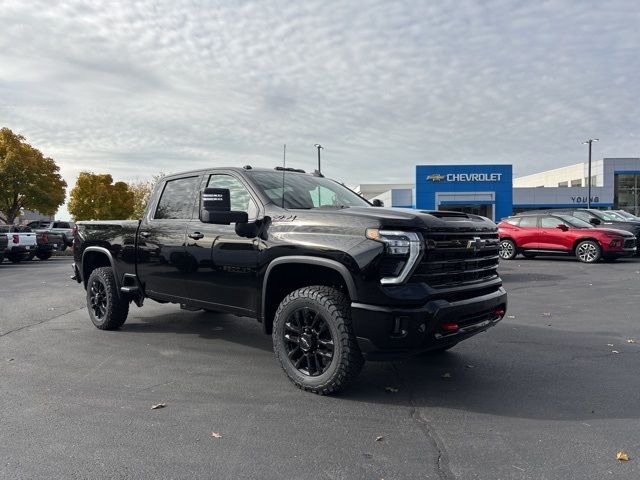 2025 Chevrolet Silverado 3500HD LTZ