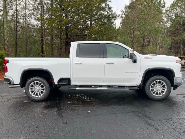 2025 Chevrolet Silverado 3500HD LTZ