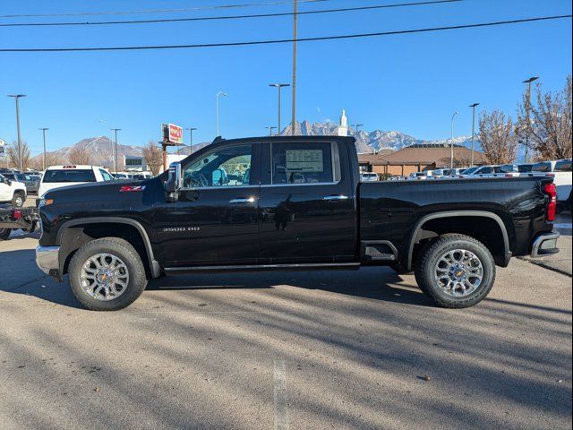 2025 Chevrolet Silverado 3500HD LTZ