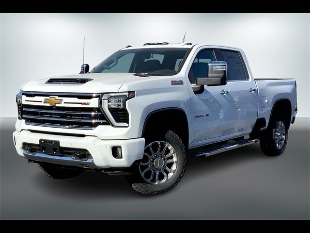 2025 Chevrolet Silverado 3500HD LTZ