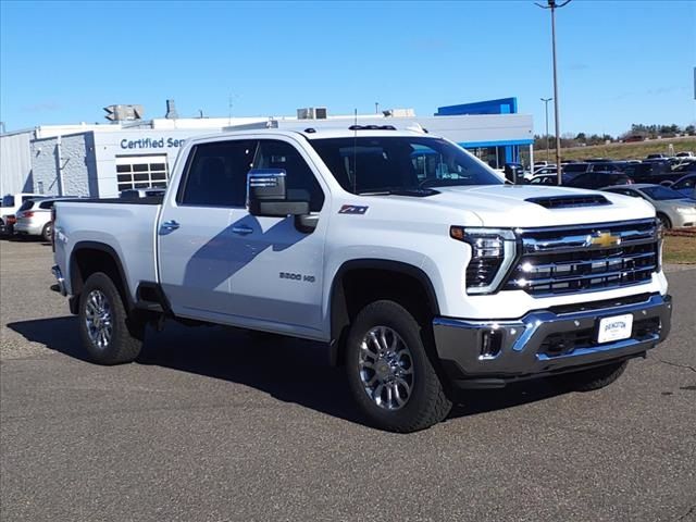 2025 Chevrolet Silverado 3500HD LTZ