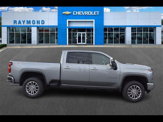 2025 Chevrolet Silverado 3500HD LTZ