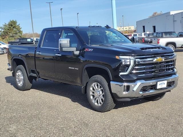 2025 Chevrolet Silverado 3500HD LTZ