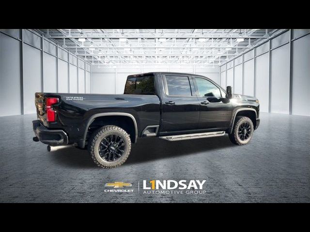 2025 Chevrolet Silverado 3500HD LTZ