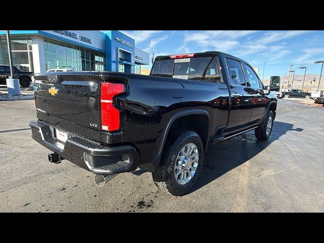 2025 Chevrolet Silverado 3500HD LTZ