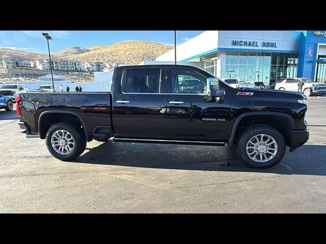 2025 Chevrolet Silverado 3500HD LTZ