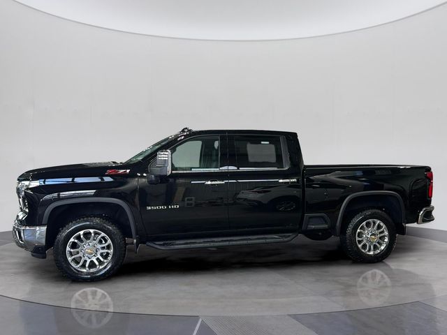 2025 Chevrolet Silverado 3500HD LTZ