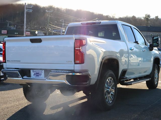 2025 Chevrolet Silverado 3500HD LTZ