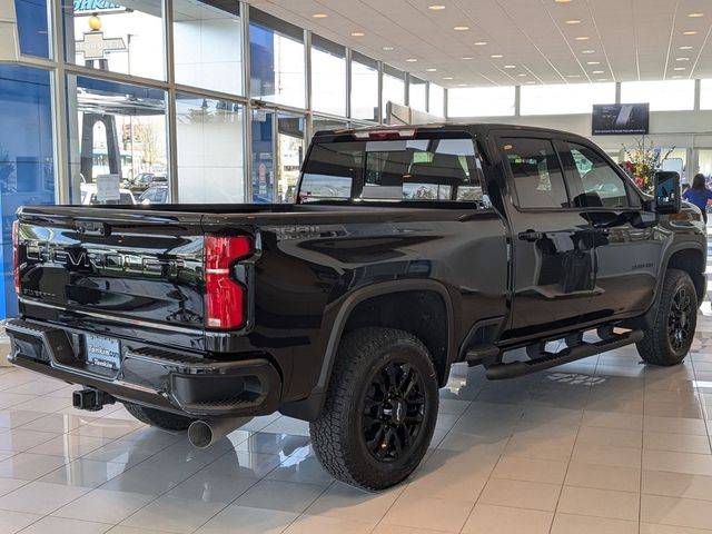 2025 Chevrolet Silverado 3500HD LTZ