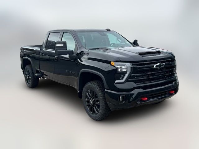 2025 Chevrolet Silverado 3500HD LTZ