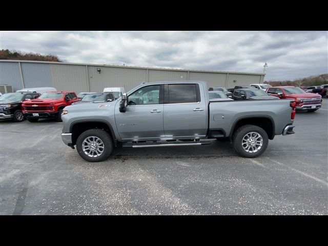 2025 Chevrolet Silverado 3500HD LTZ